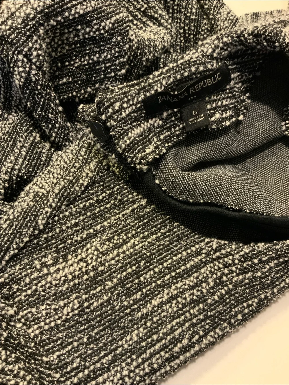 Banana Republic Black & White Knit Short Sleeve Dress